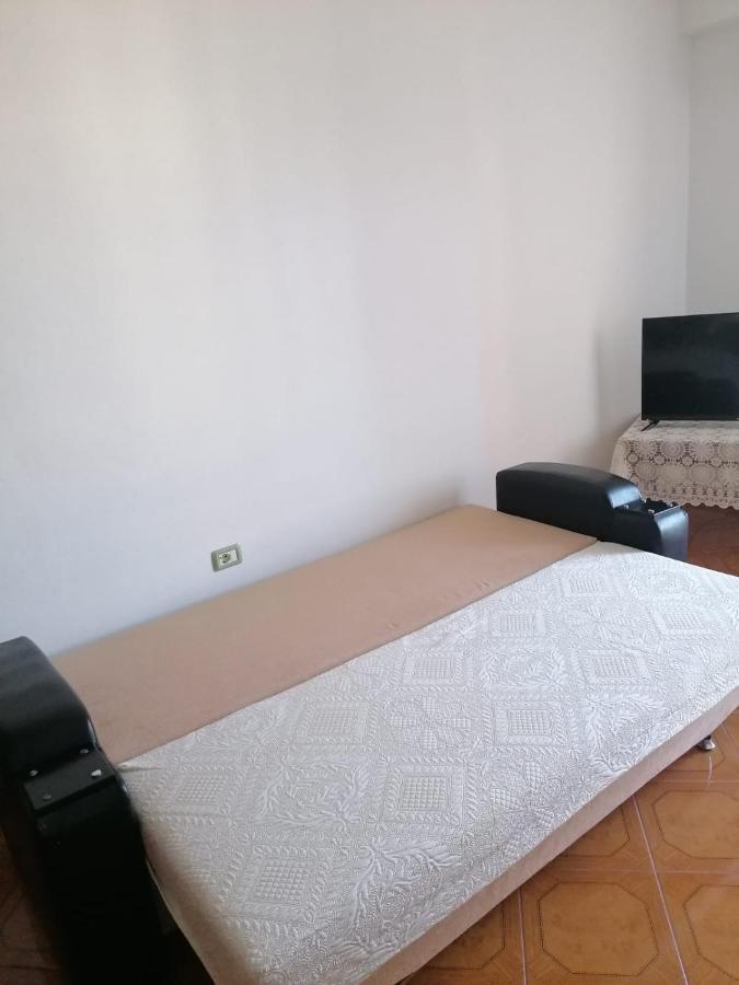 Appartamento Incantevole Con Posto Auto Privato Вльора Екстер'єр фото