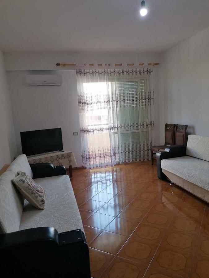 Appartamento Incantevole Con Posto Auto Privato Вльора Екстер'єр фото