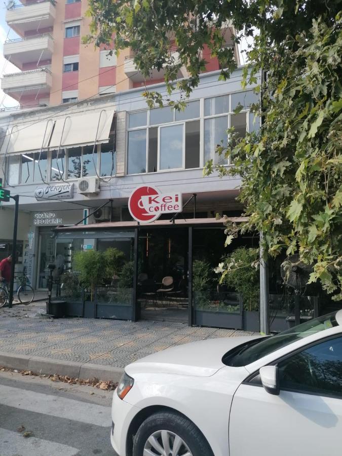 Appartamento Incantevole Con Posto Auto Privato Вльора Екстер'єр фото